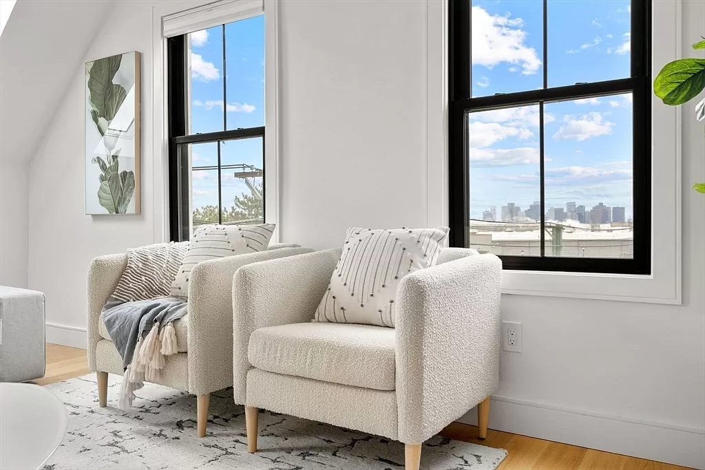 93 Cowper St, East Boston