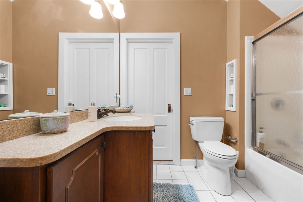 204 Homer St, Newton Center