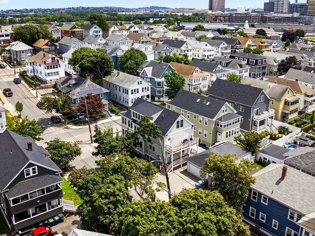 62 Governor Winthrop Rd, Ten Hills