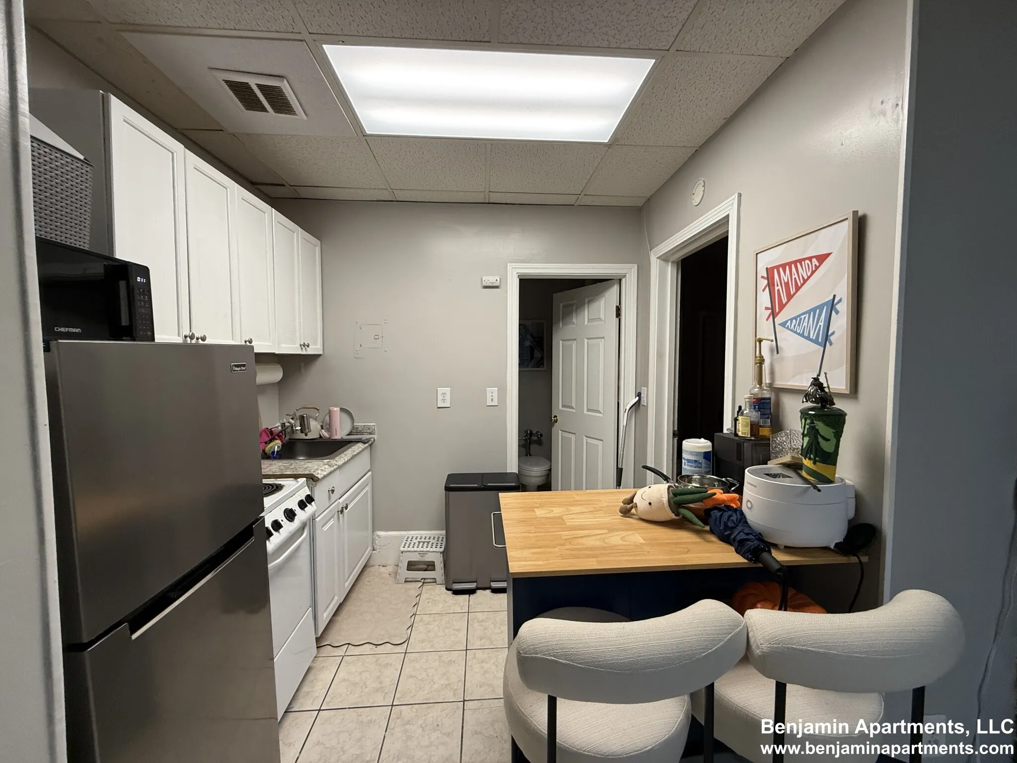 879 Beacon St, Fenway