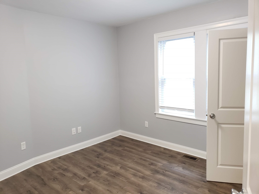 119 West Adams St, Tufts University