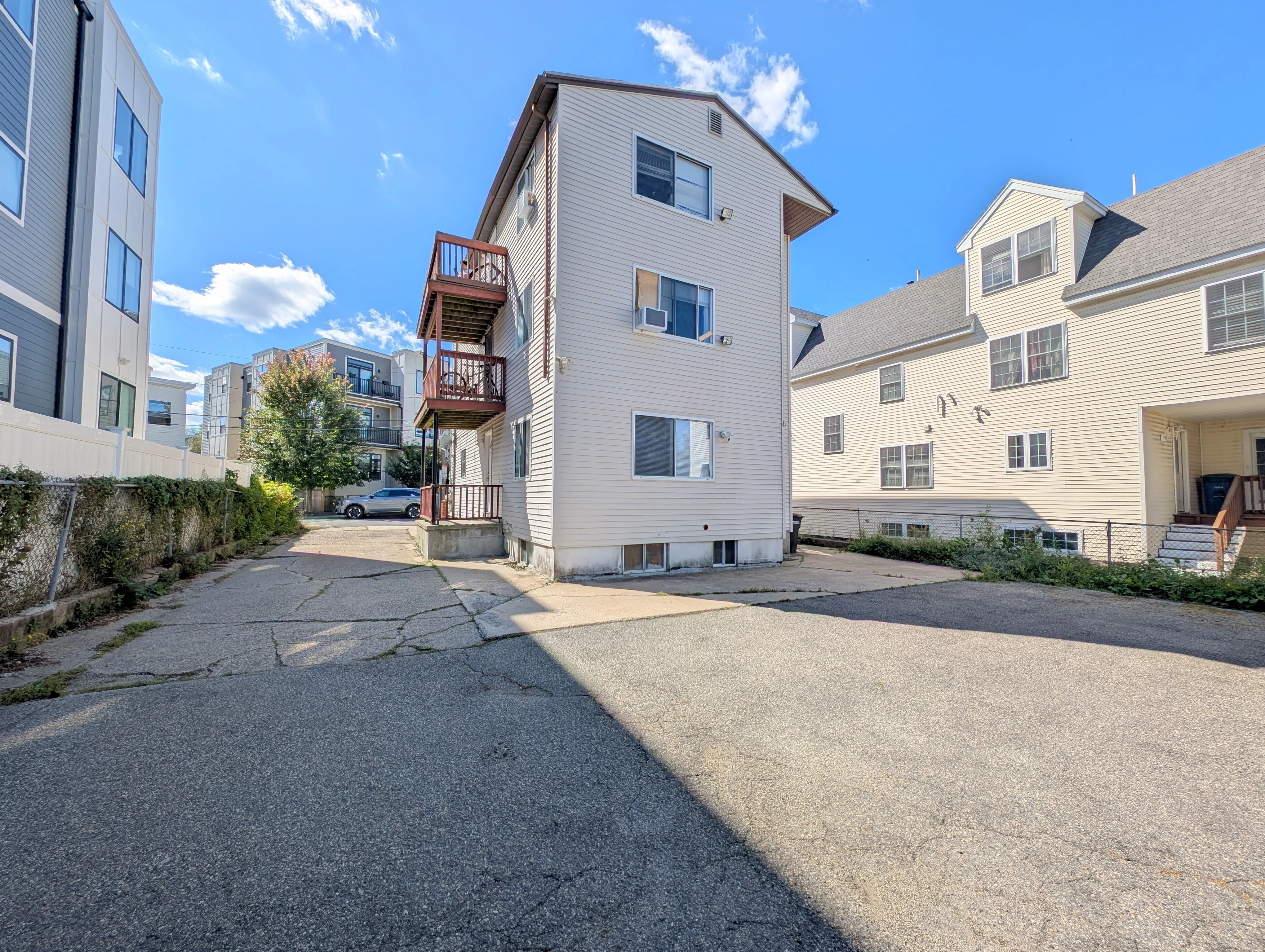 30 Murdock St, Powder House Square