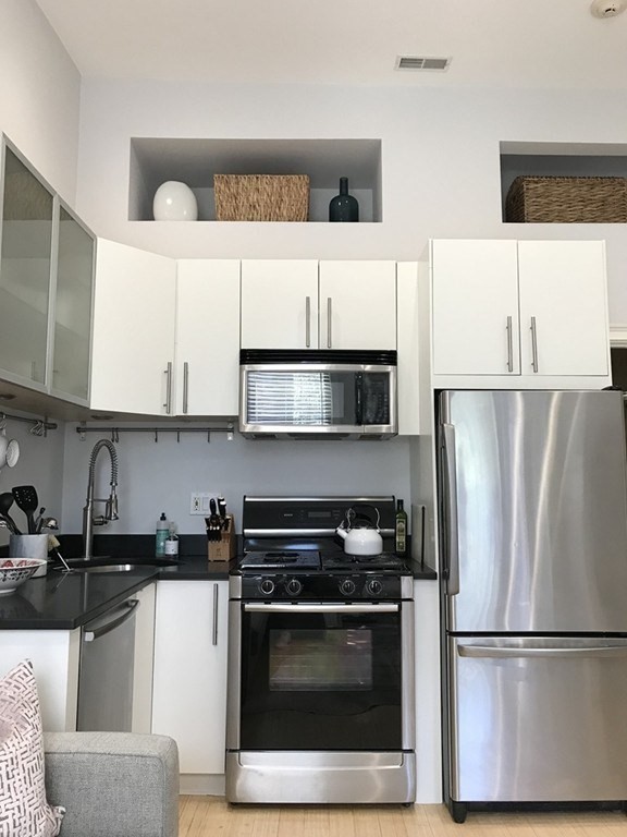 290 Columbus Ave, South End