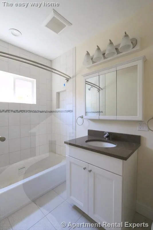 220 Massachusetts Ave, East Arlington