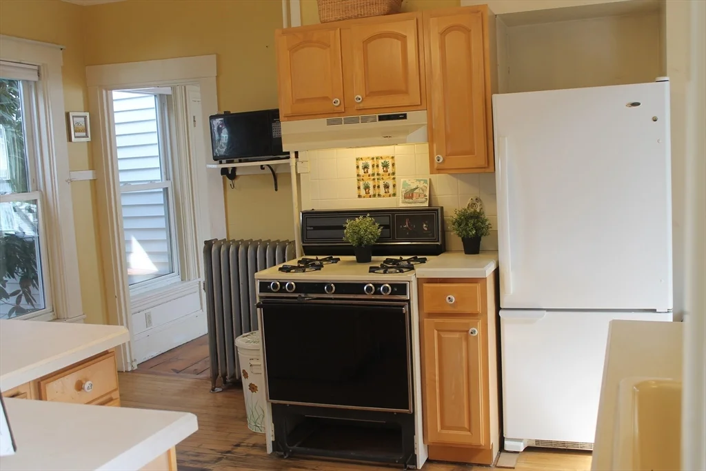 112 Cottage St, Franklin