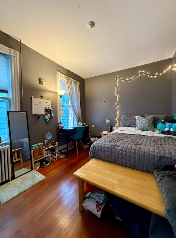 68 Hillside St, Mission Hill