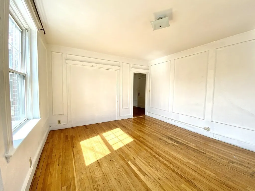 74 Babcock St, North Brookline