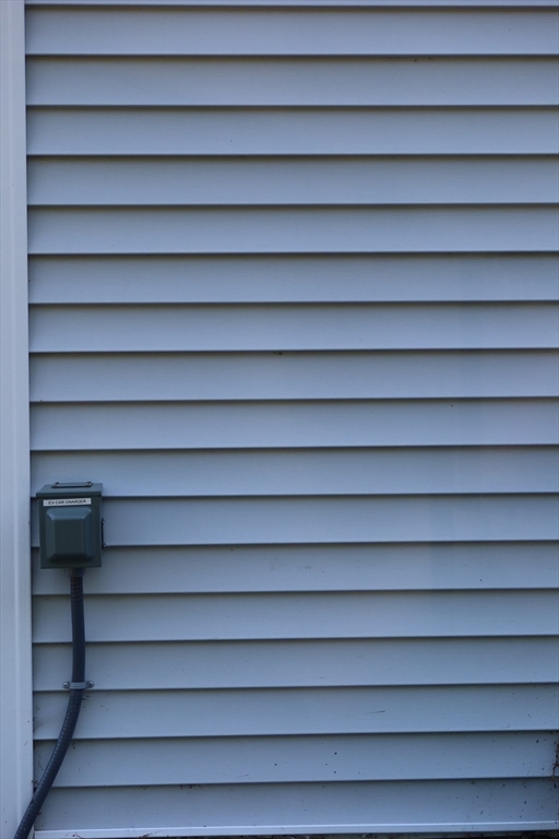 15 Melcher St, Plainville