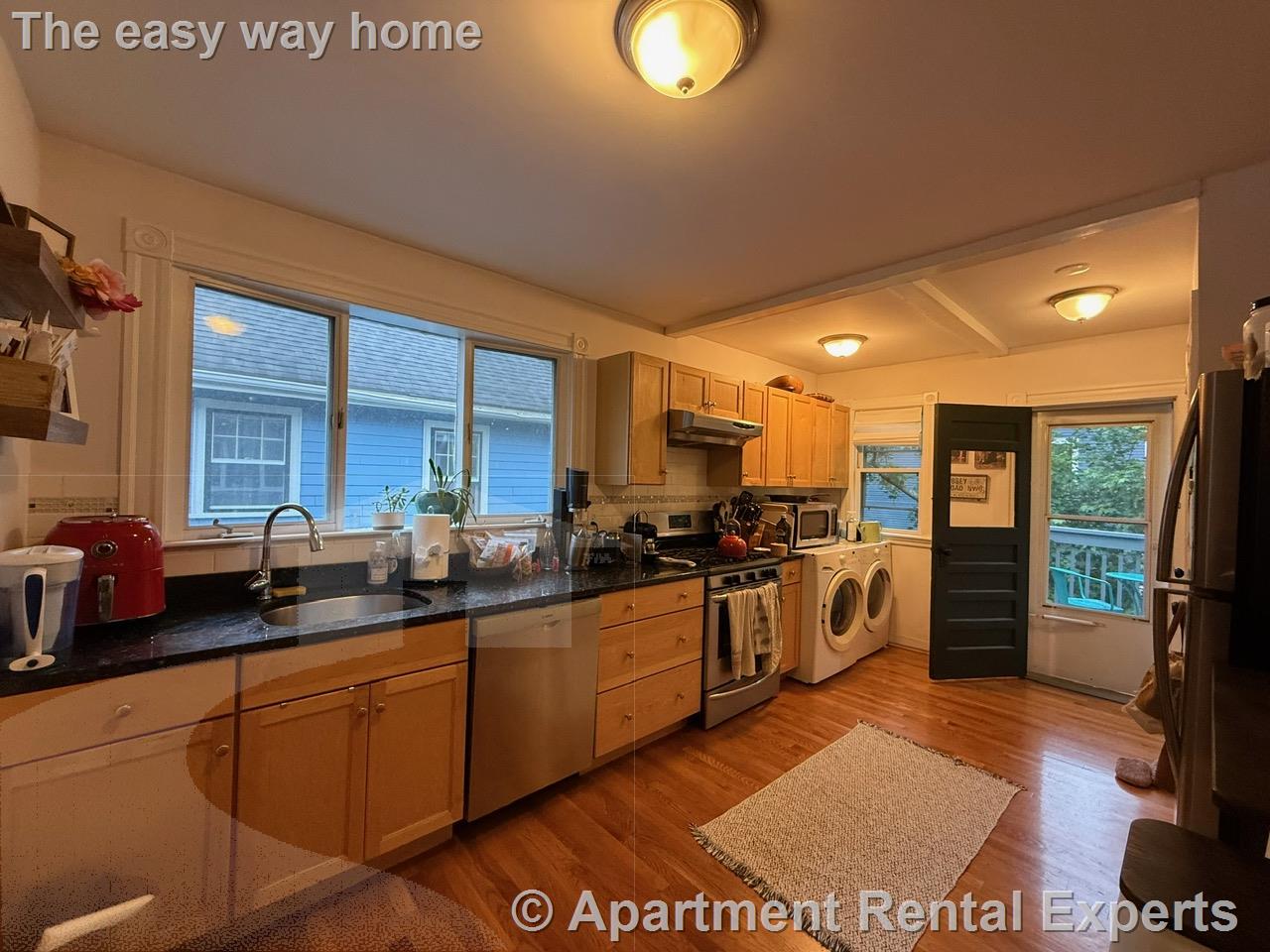 17 Milton St, Davis Square