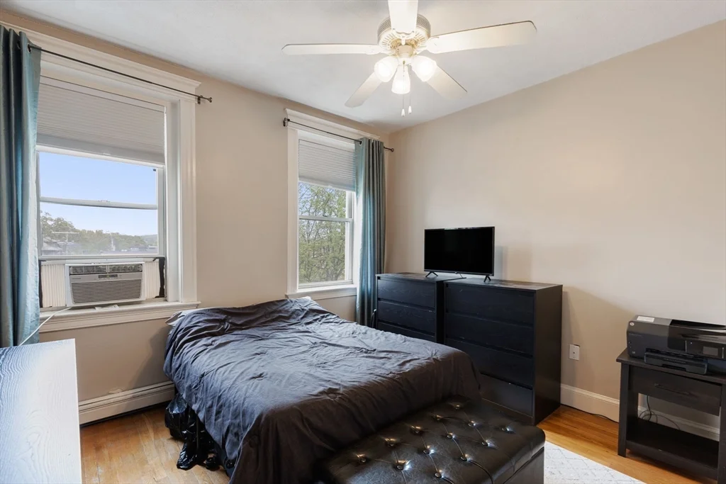 1669 Commonwealth Ave, Brighton