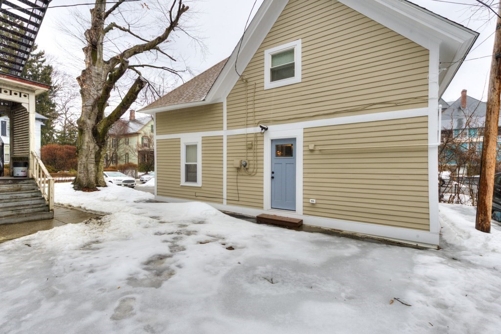 51-A Cedar St, Downtown