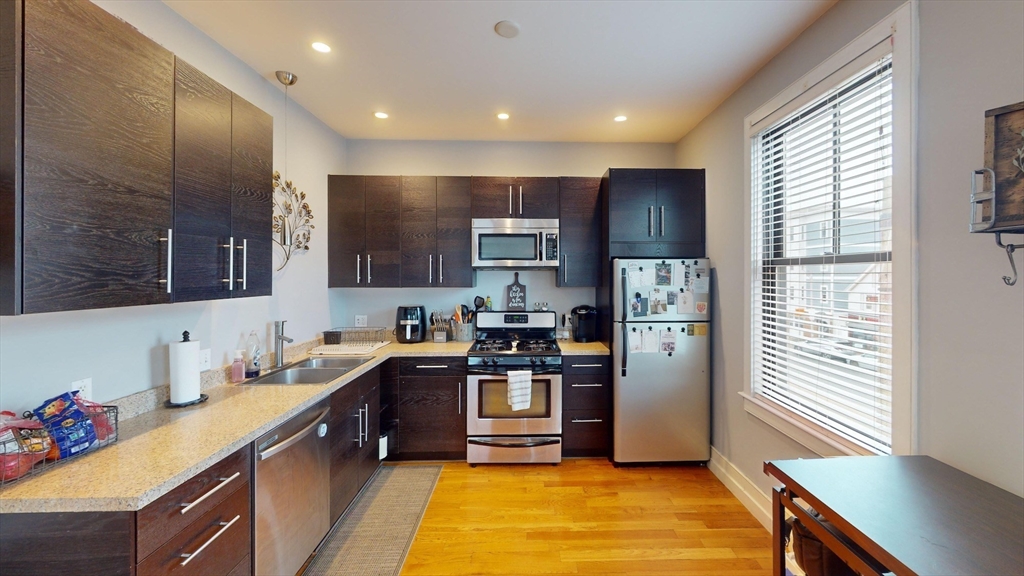 339 Dorchester St, South Boston