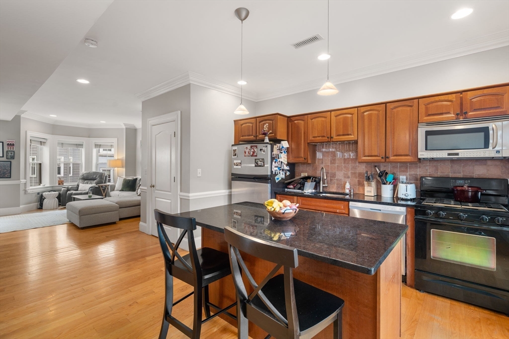 8 Pacific St, South Boston