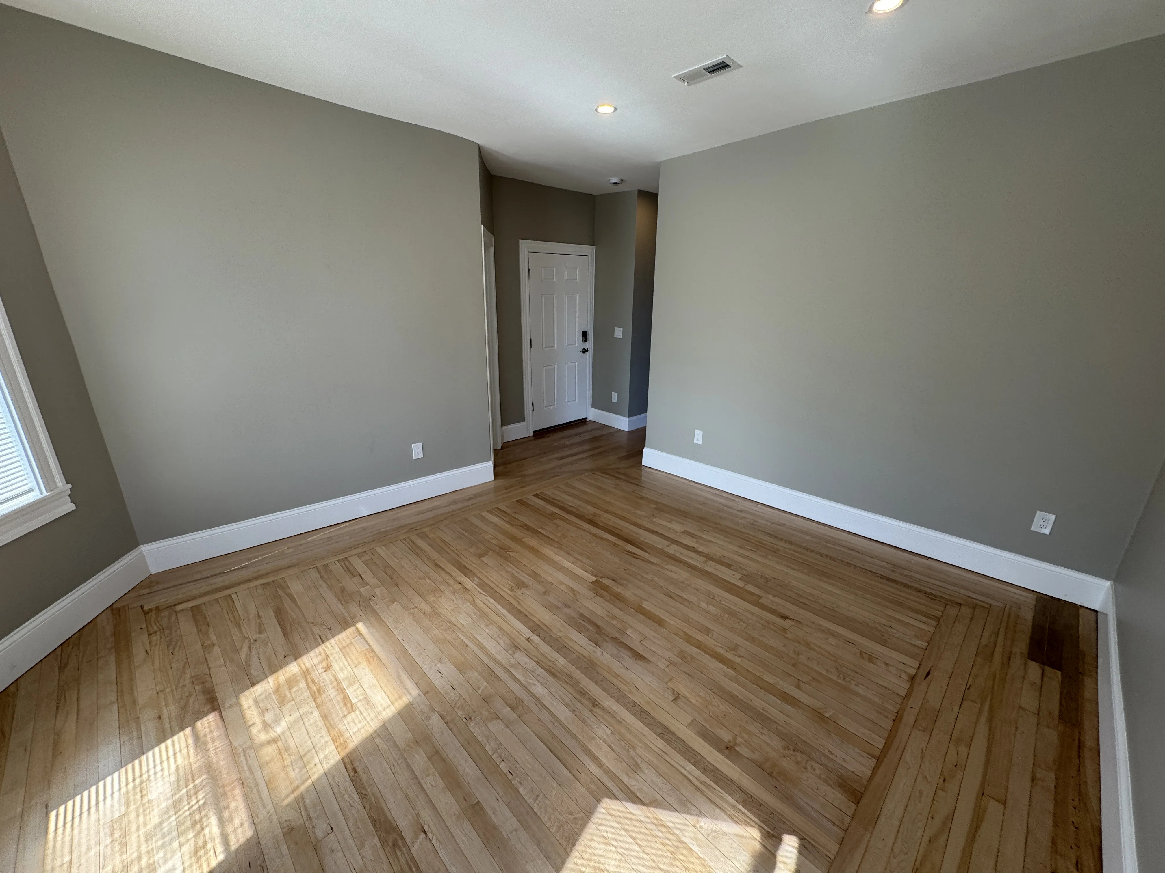 29 Cameron Ave, Teele Square