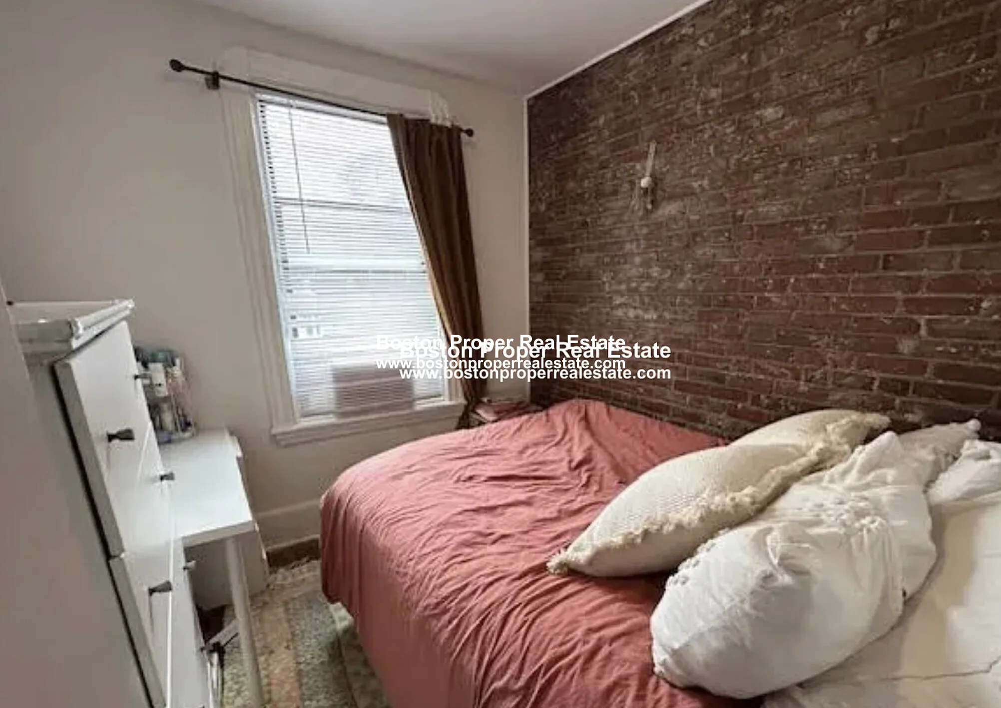 100 Myrtle St, Beacon Hill