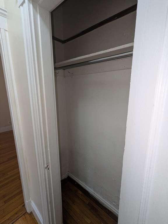 33 Walbridge St, Allston