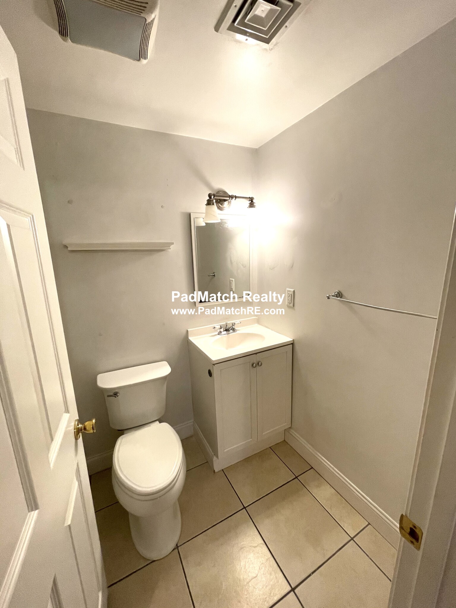 57 Day St, Jamaica Plain