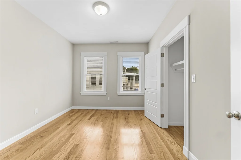 42 Almont St, Medford