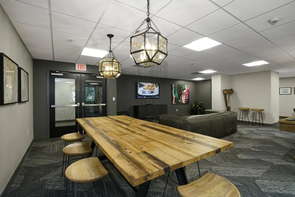 999 Hancock St, Quincy Center