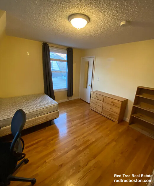 27R Albion St, Powder House Square