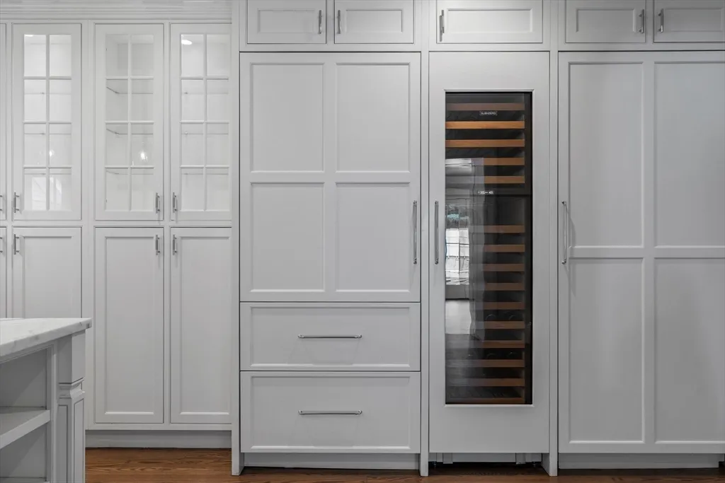 53 Heather Ln, Needham