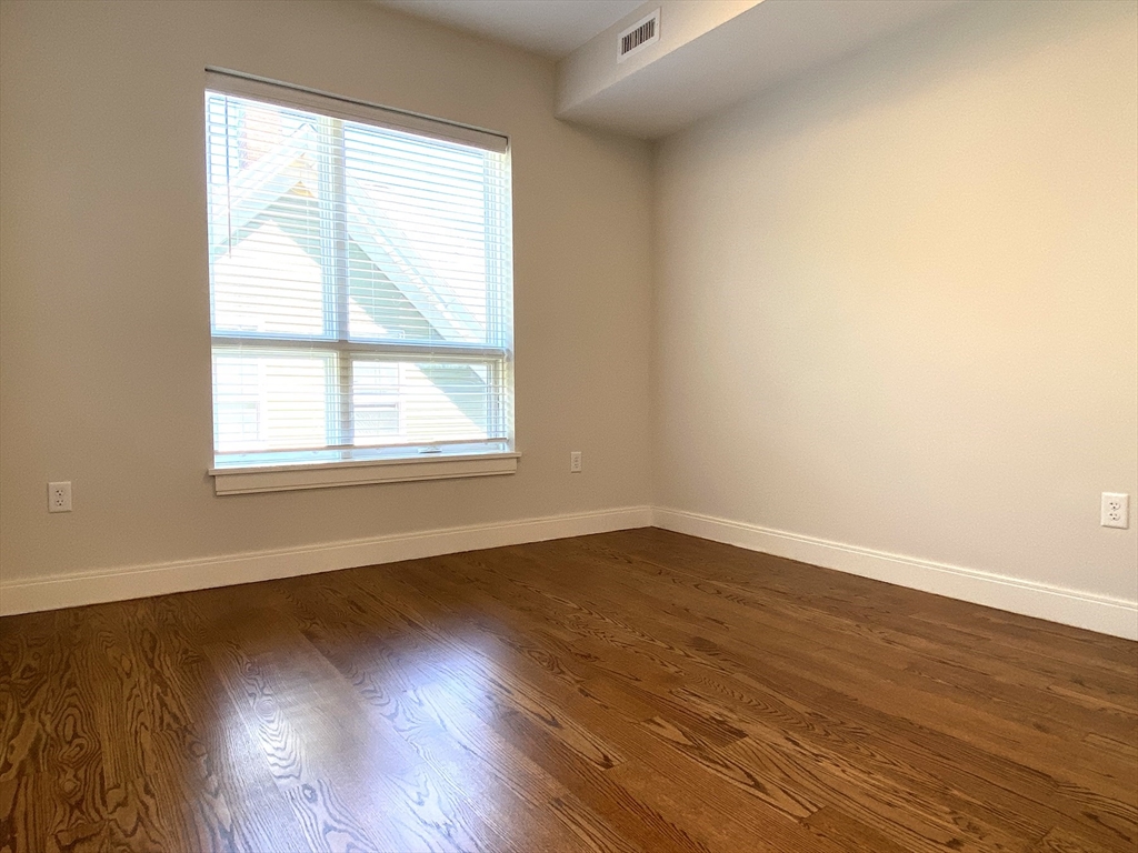 1 Everett St, Allston