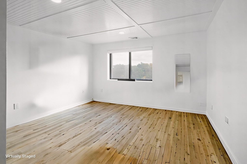 292 Salem St, Revere Beach