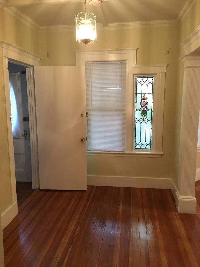 50 Bromfield Rd, Tufts