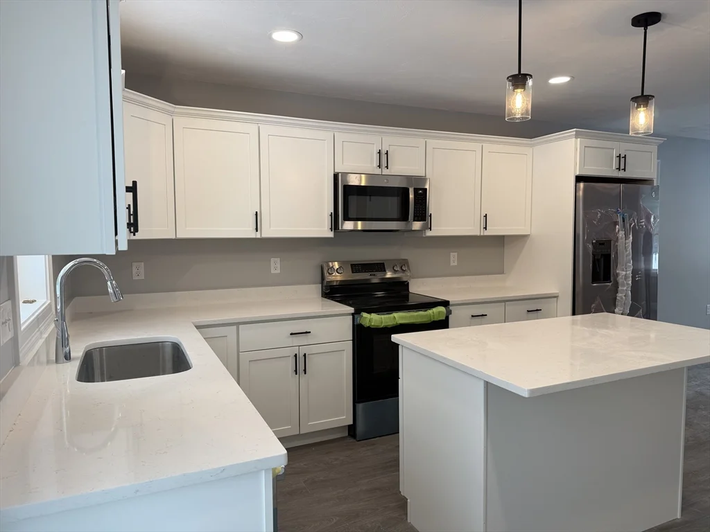 17 Kashmir's Way, Middleboro