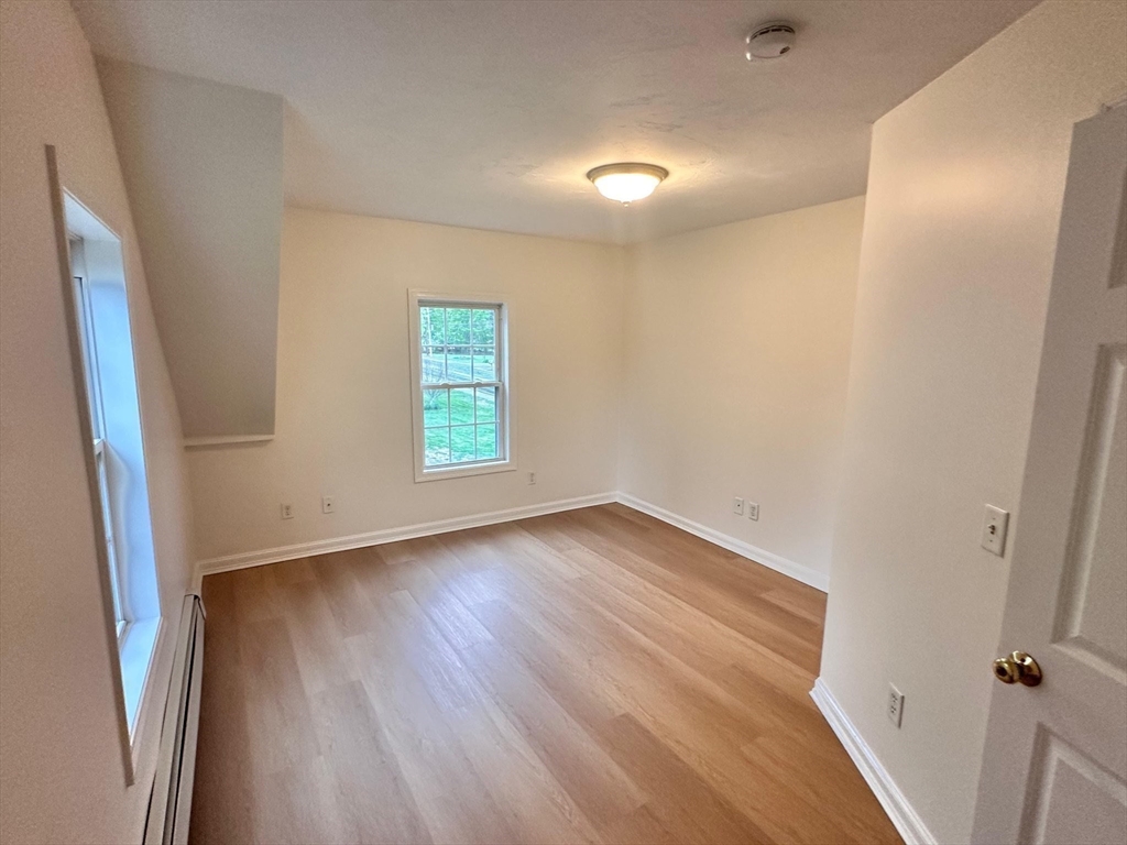 146 Hayden Rowe, Hopkinton