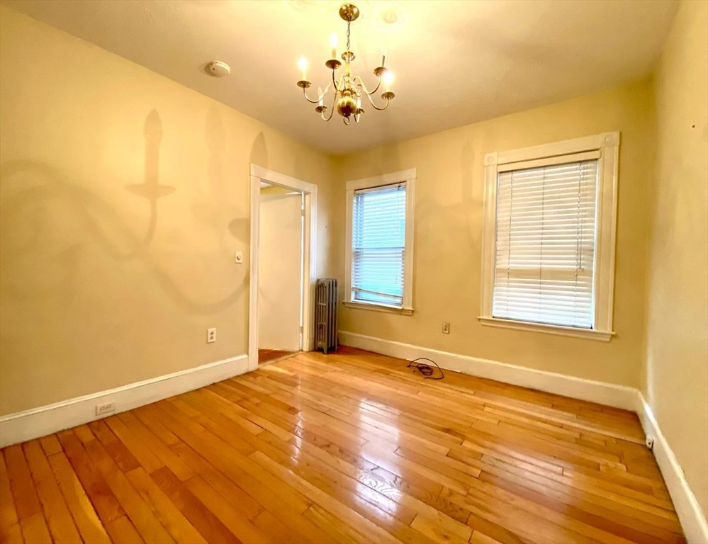 2 Dickson St, Somerville