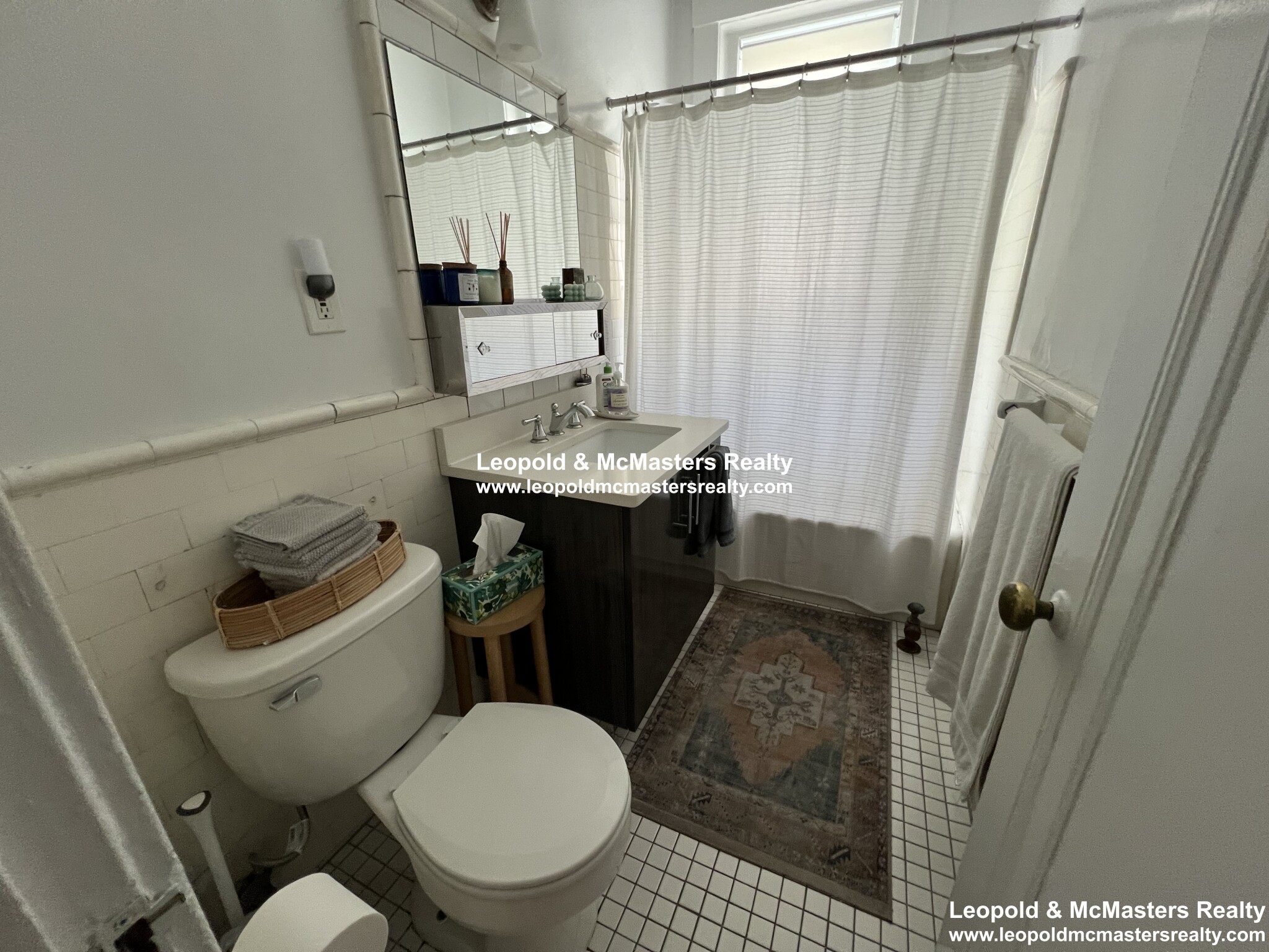 2 bed, 1 bath apartment for rent at 85 Winchester St Unit 2, Coolidge Corner — photo 2 of 15