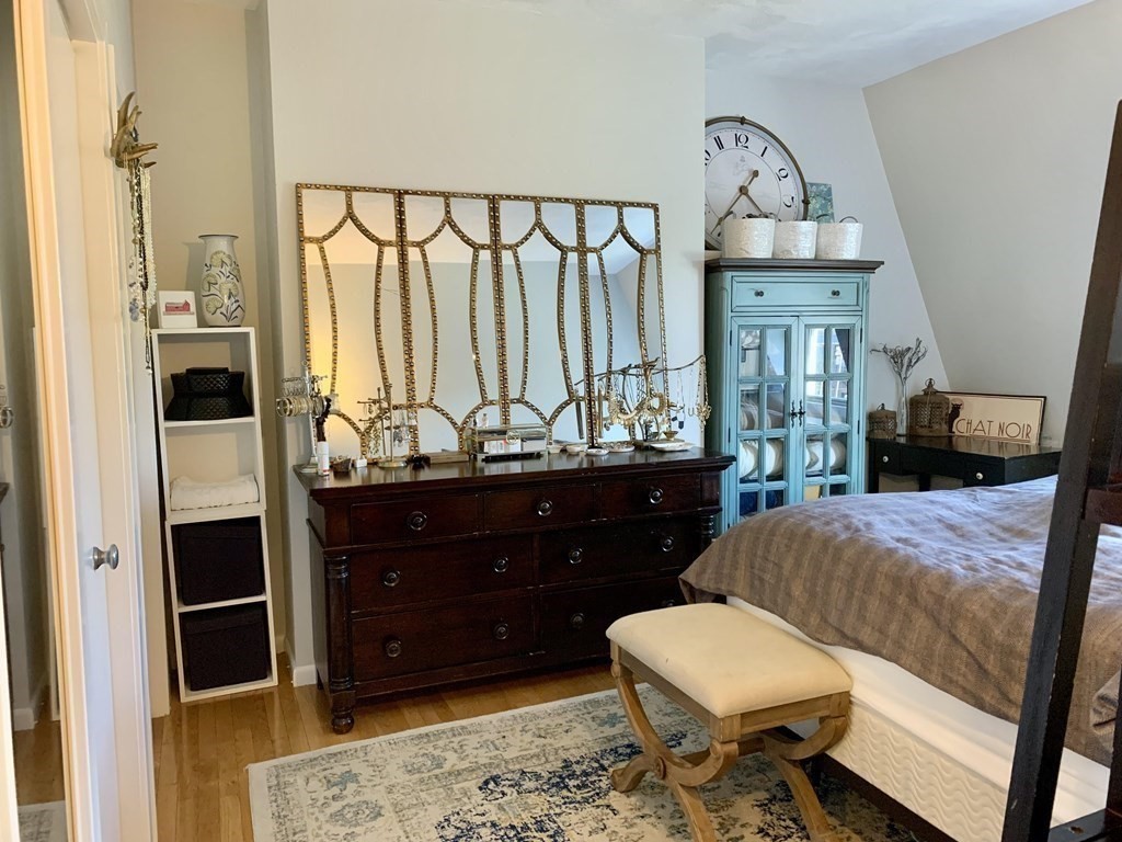 2 bed, 1 bath apartment for rent at 33 Worcester Sq Unit 6, South End — photo 3 of 6