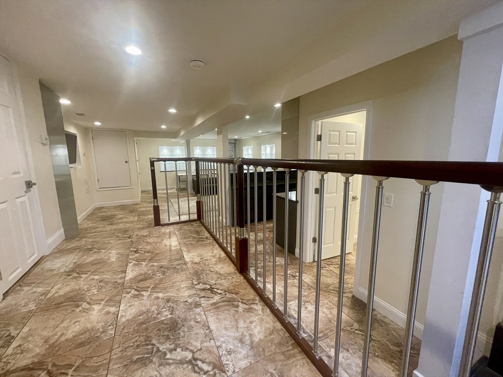 25 Saint Mary's St, Brookline