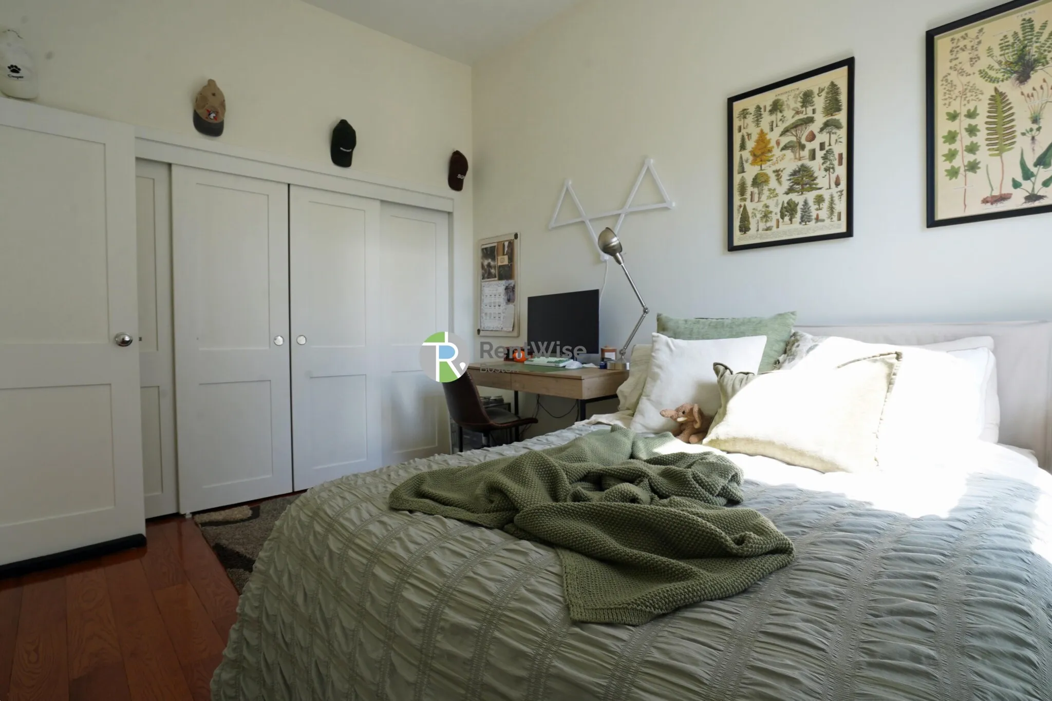 525 Massachusetts Ave, Roxbury