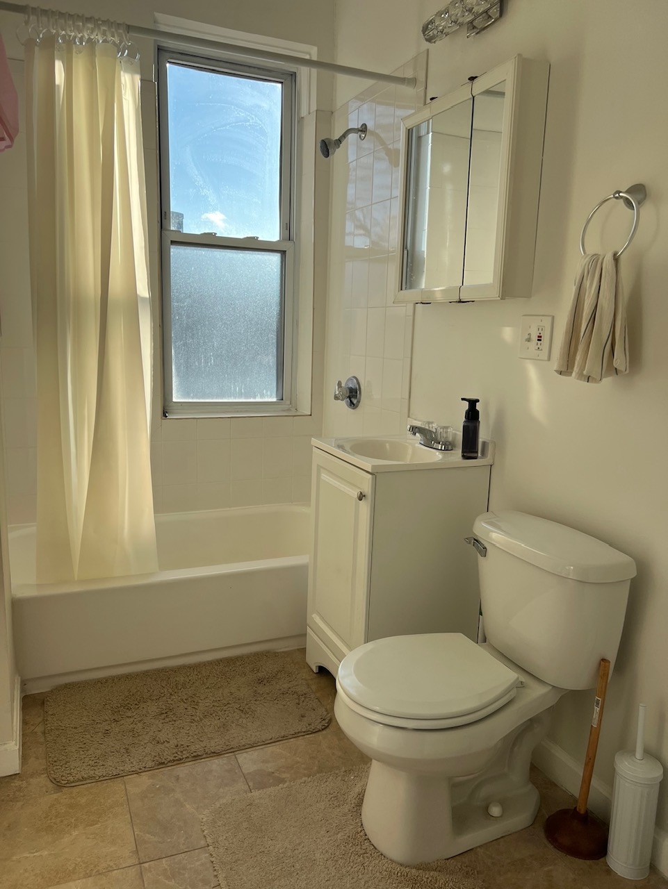 1197 Commonwealth Ave, Allston