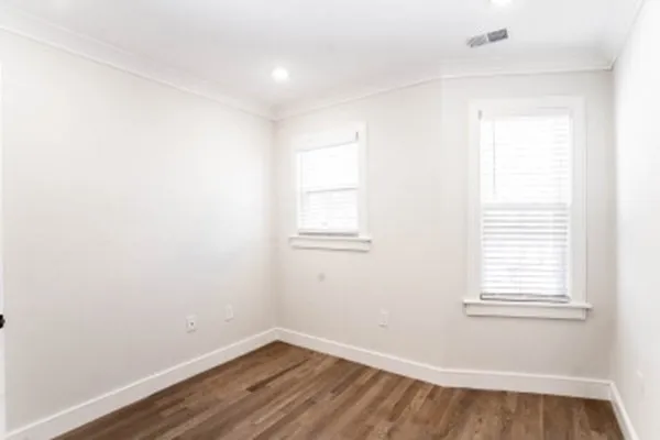 14 Atkins St, Oak Square
