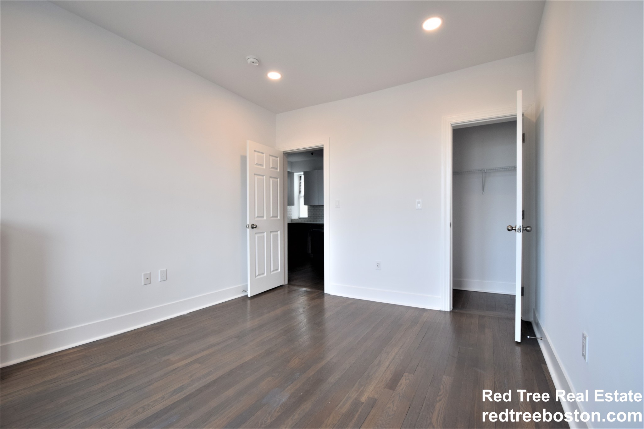 11 Peterborough St, Fenway