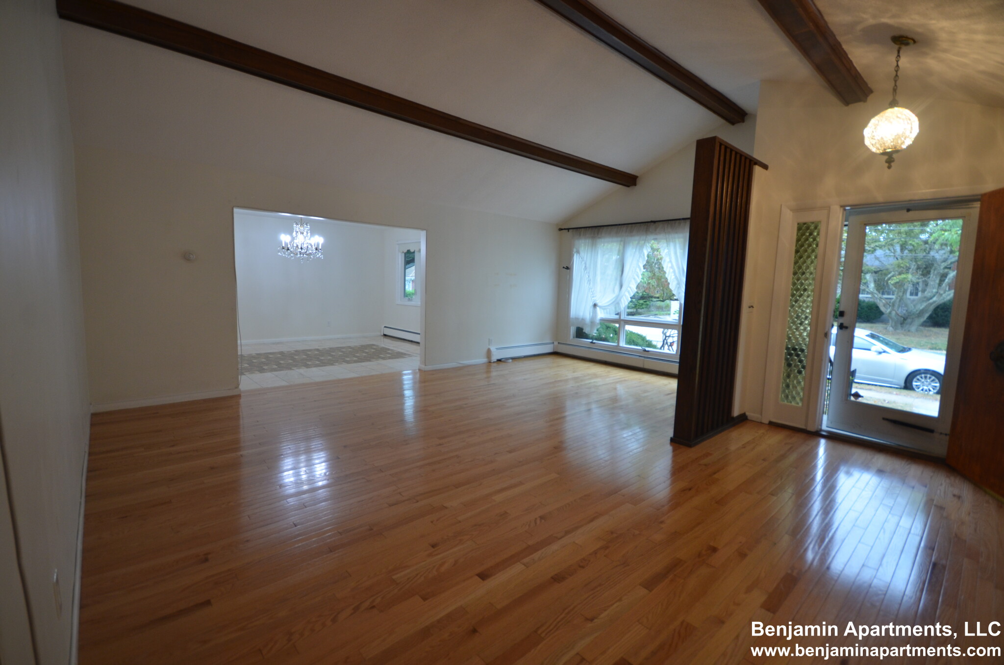 20 Mossdale Rd, Jamaica Plain