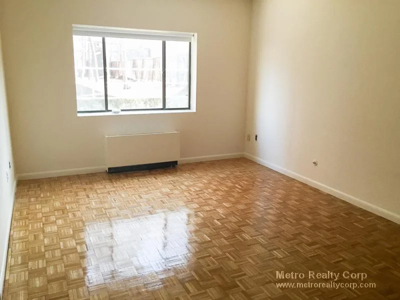 40 Williams St, Coolidge Corner