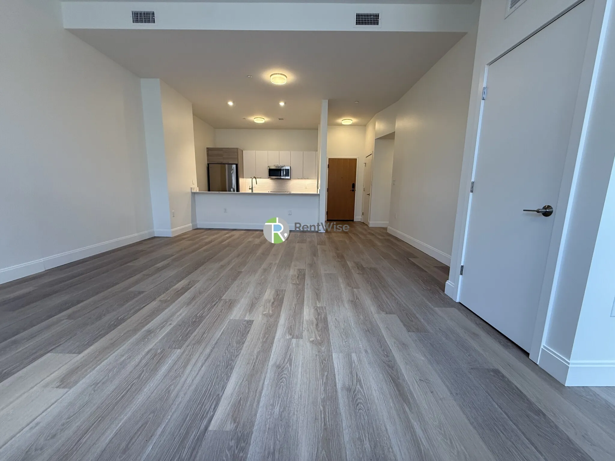 1079 Commonwealth Ave, Allston