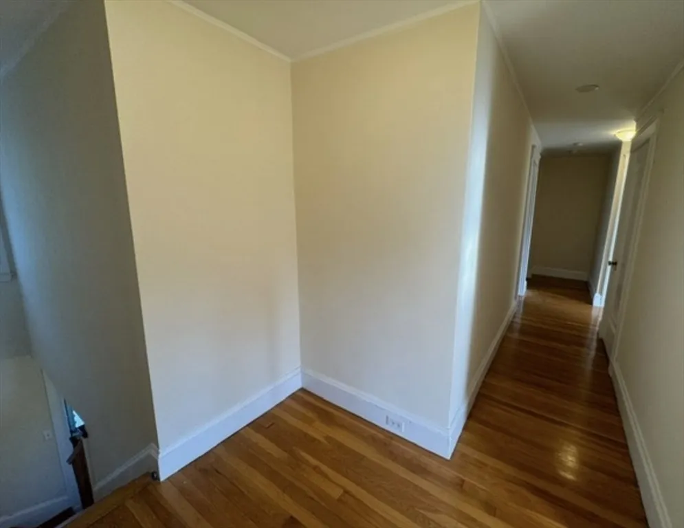 124 Langley Rd, Newton