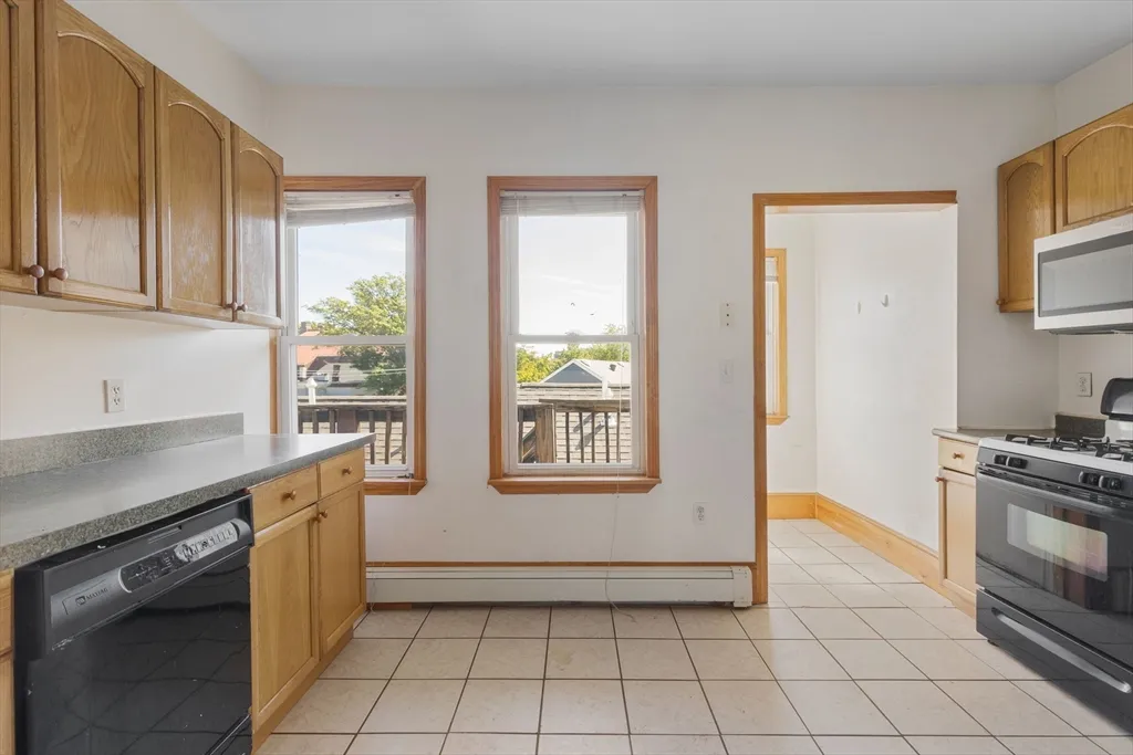 237 Webster Ave, Wellington-Harrington