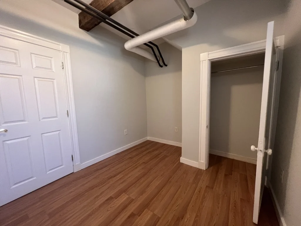 7 Sherborn Ct, Medford