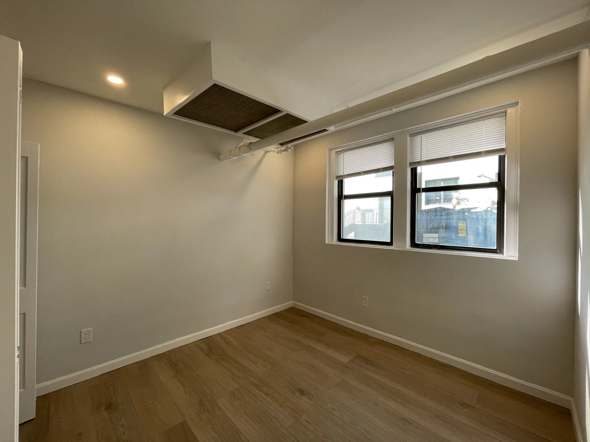 19 Peterborough, Fenway