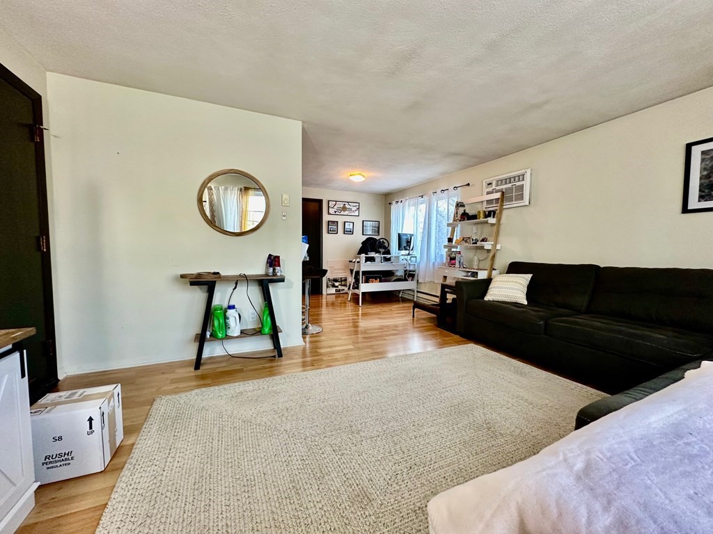 260 River St, Waltham