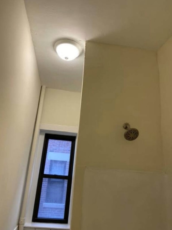 15 Aberdeen St, Fenway