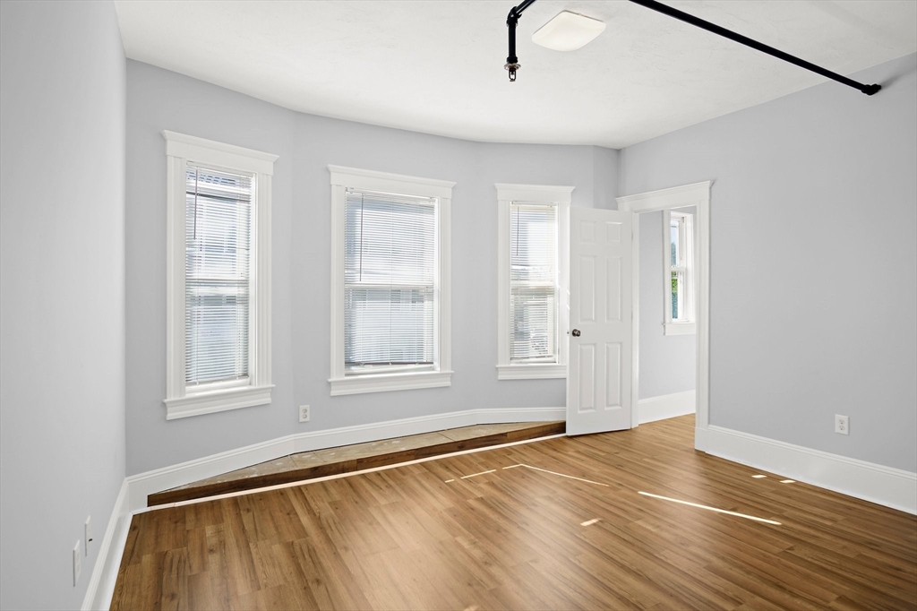 2 Walnut, Dorchester