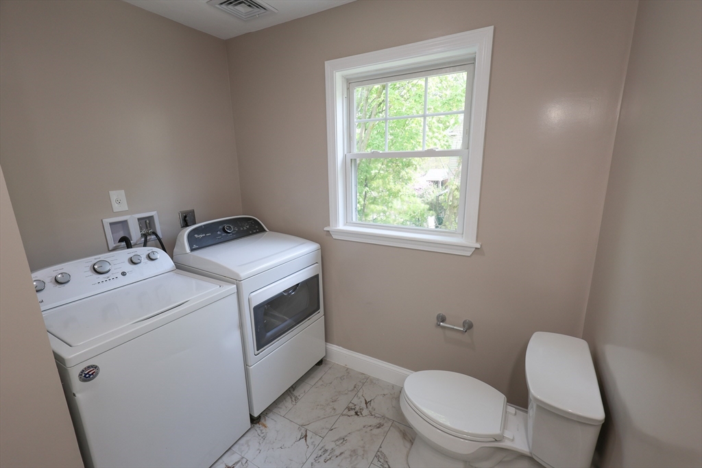 70 Mount Hope St, Roslindale