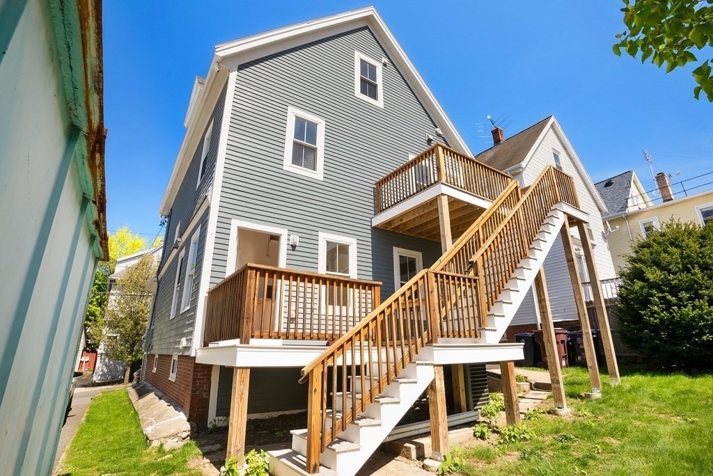 34 Henry St, Everett